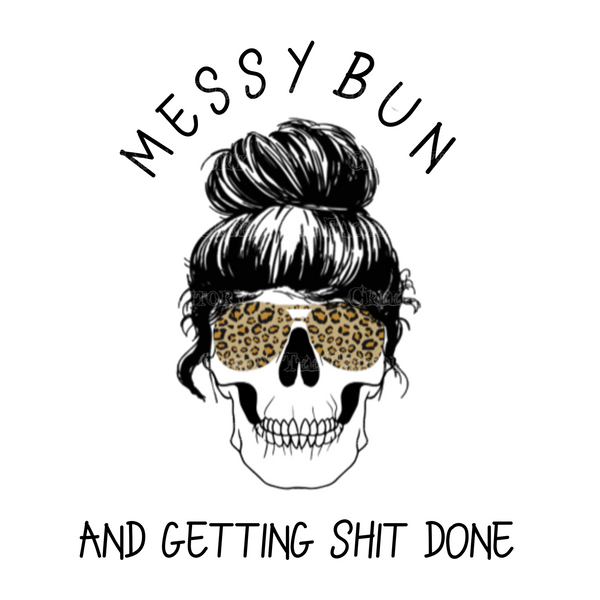 MESSY BUN