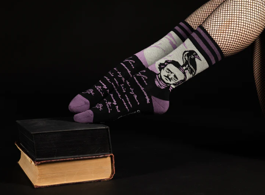 THE RAVEN "POE" CREW SOCKS